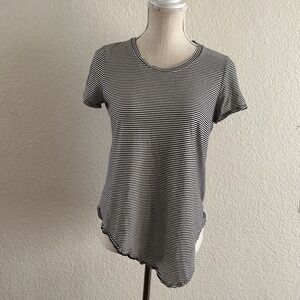 Madewell T-Shirt Size M Black White Striped Crew Neck Short Sleeve Top